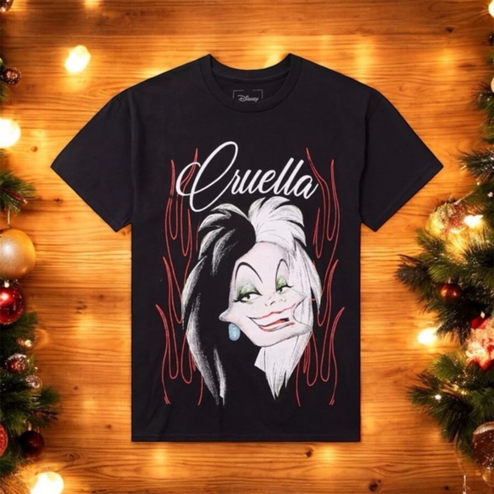 Disney Cruella De Vil Flames Graphic Print T-Shirt